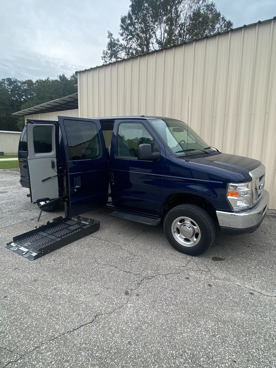 ford e-series econoline wagon 2013 1FMNE1BL4DDB18552 image ford e-series econoline wagon 2013 1FMNE1BL4DDB18552 image